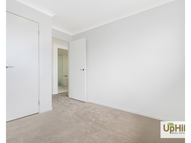 11  San Siro Walk, Berwick VIC 3806
