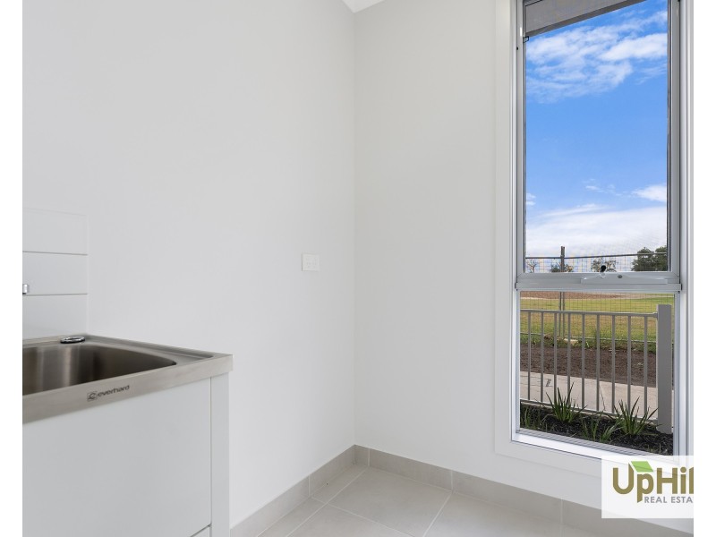 11  San Siro Walk, Berwick VIC 3806