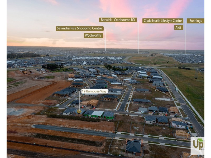 19  Bambusa Way, Clyde North VIC 3978