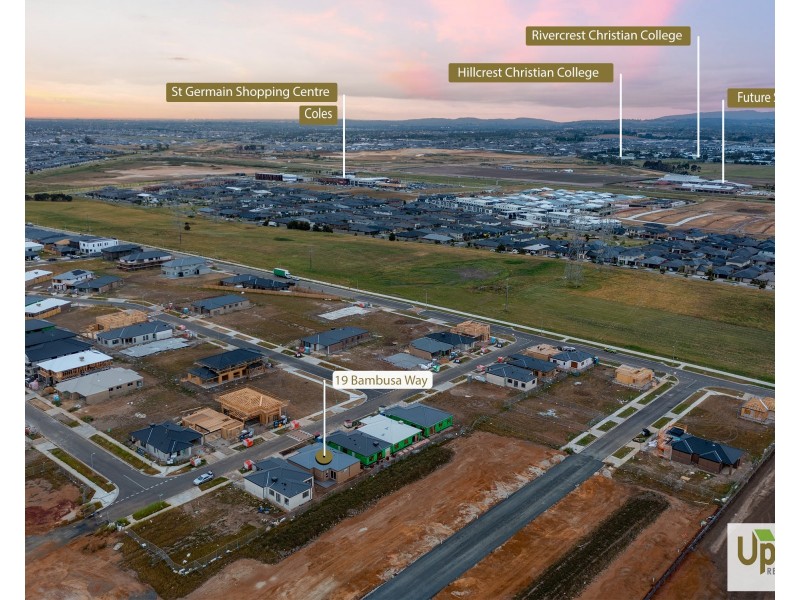 19  Bambusa Way, Clyde North VIC 3978