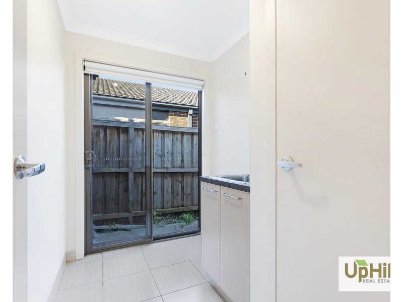 88 Bimberry Circuit, Clyde VIC 3978