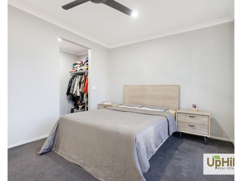54 Bona Vista Rise, Clyde VIC 3978