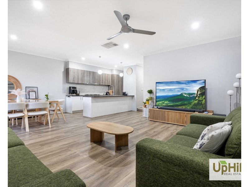 54 Bona Vista Rise, Clyde VIC 3978