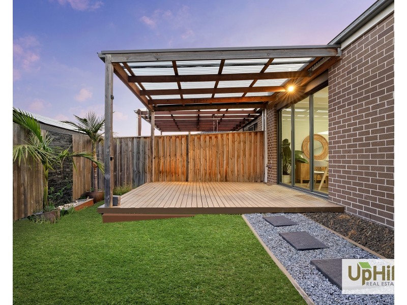54 Bona Vista Rise, Clyde VIC 3978