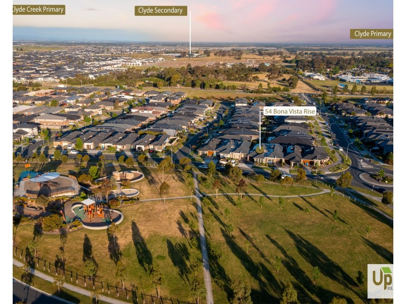54 Bona Vista Rise, Clyde VIC 3978