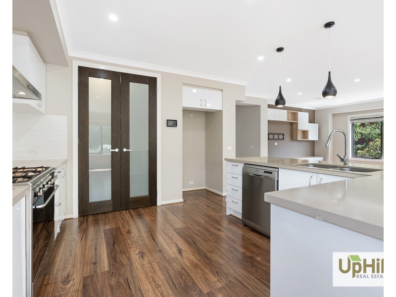 62 Como Parade, Clyde North VIC 3978