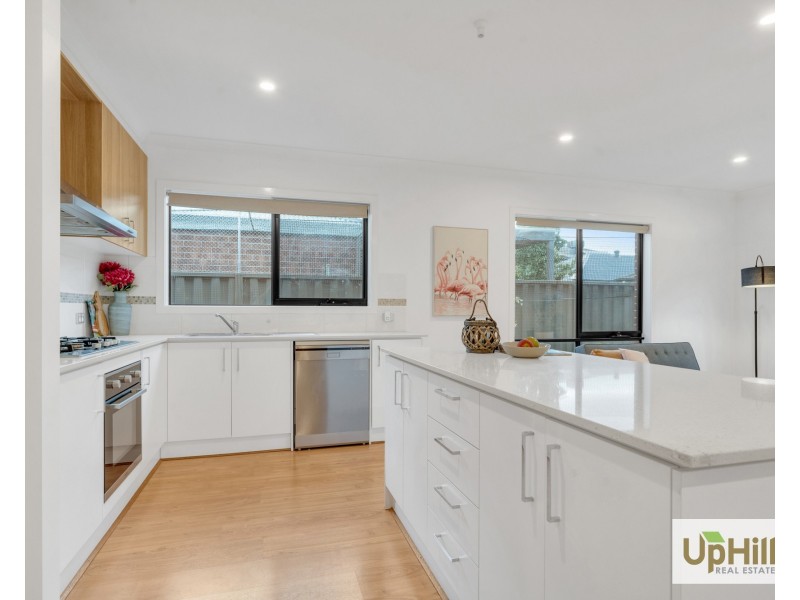 10 Rupert Street, Cranbourne East VIC 3977