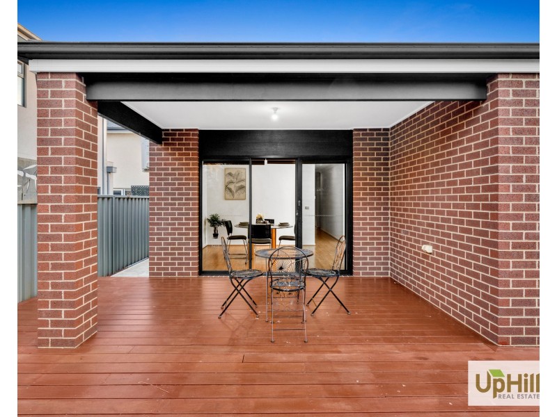 10 Rupert Street, Cranbourne East VIC 3977