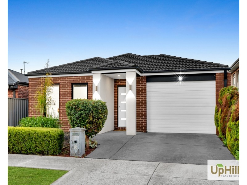 10 Rupert Street, Cranbourne East VIC 3977