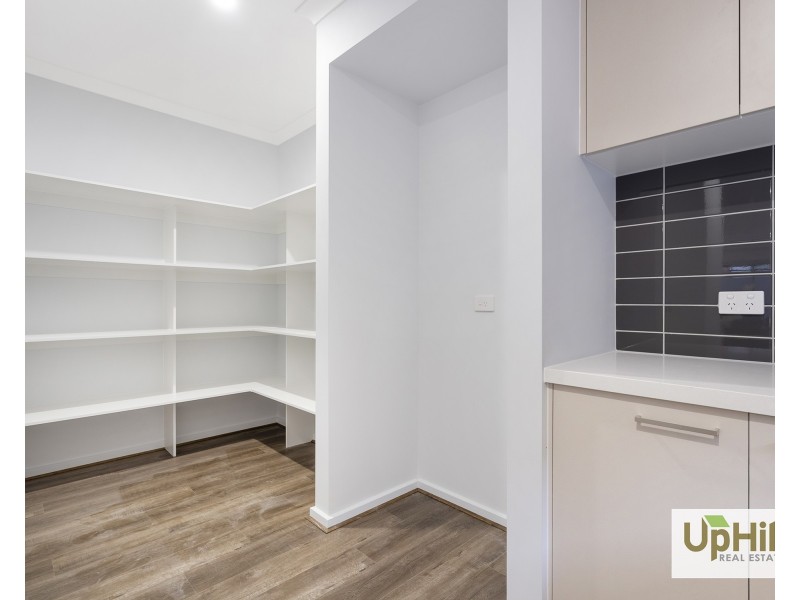 38 Borthwick Parade, Clyde North VIC 3978