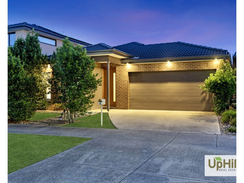 6 Bonnington Boulevard, Clyde North VIC 3978