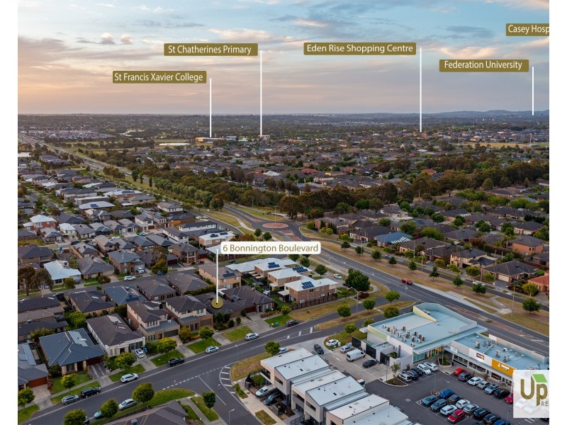 6 Bonnington Boulevard, Clyde North VIC 3978