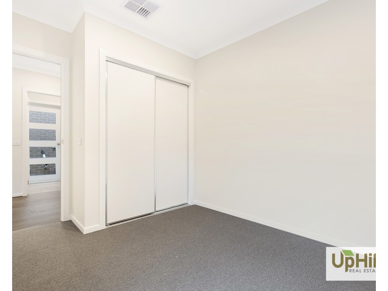 16 Taranto Street, Clyde VIC 3978