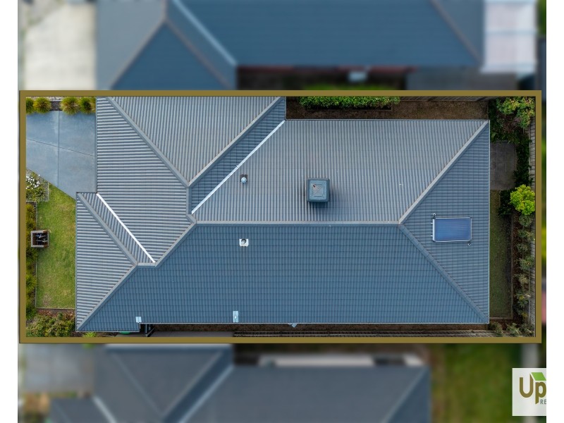 11 Guernsey Street, Clyde North VIC 3978