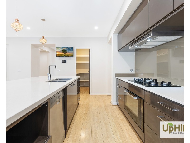 14 Pegasus Road, Cranbourne West VIC 3977