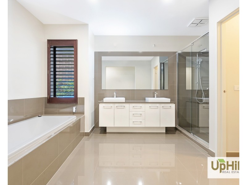 14 Pegasus Road, Cranbourne West VIC 3977