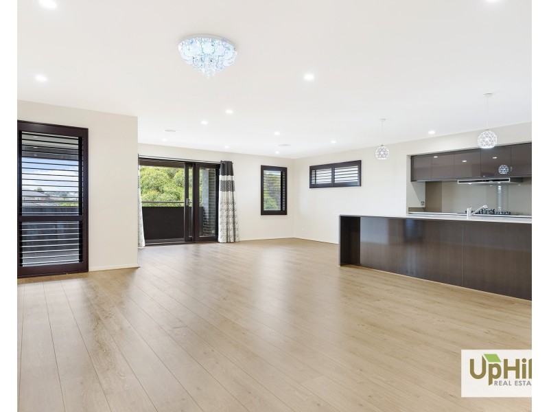 14 Pegasus Road, Cranbourne West VIC 3977