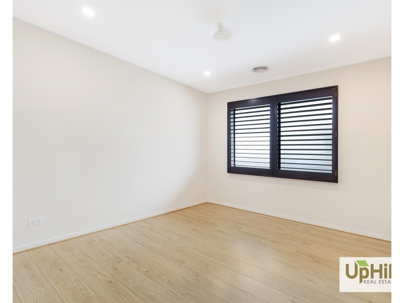 14 Pegasus Road, Cranbourne West VIC 3977