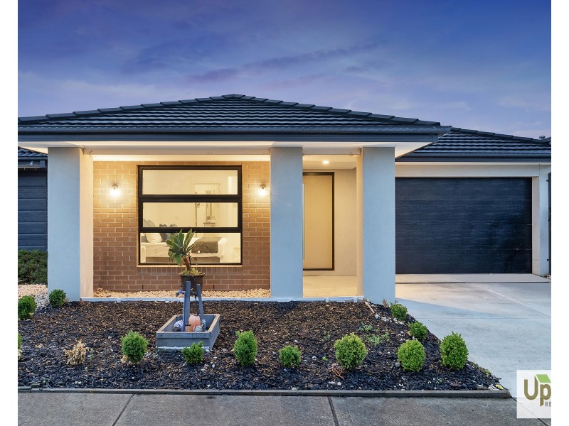 26 Pedro Street, Clyde North VIC 3978