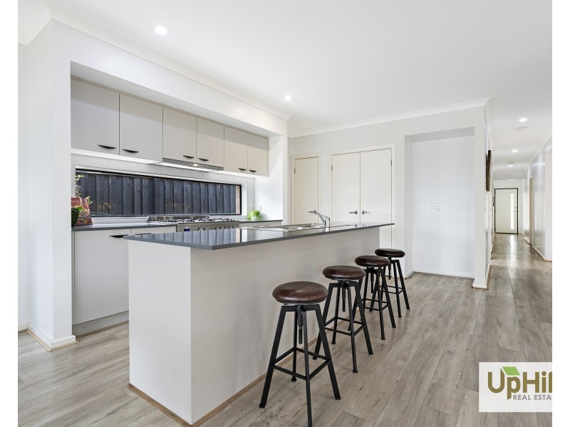 26 Pedro Street, Clyde North VIC 3978