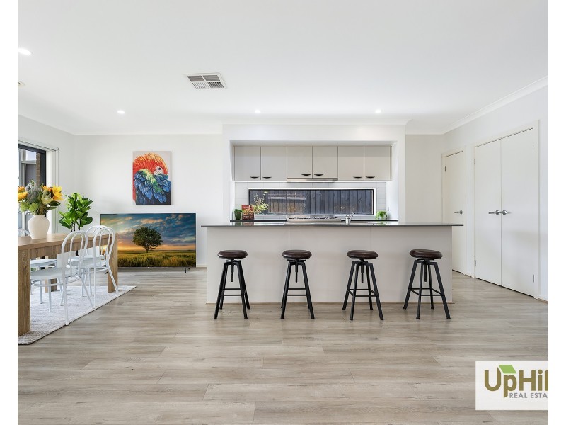 26 Pedro Street, Clyde North VIC 3978