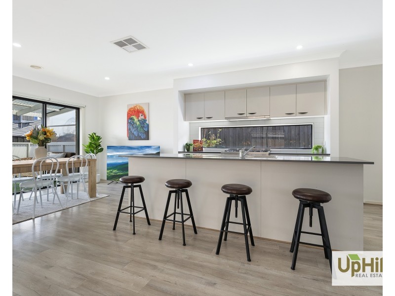 26 Pedro Street, Clyde North VIC 3978