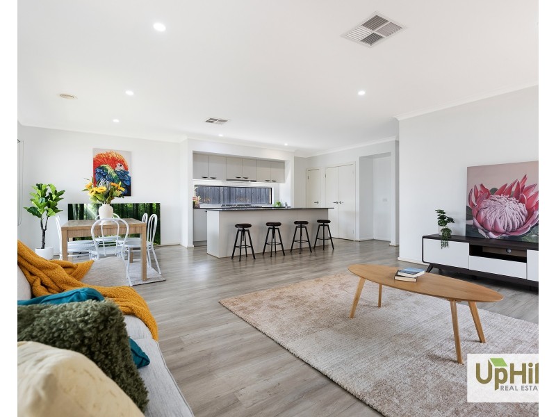 26 Pedro Street, Clyde North VIC 3978