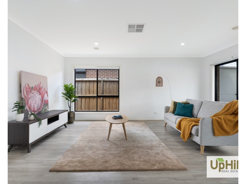 26 Pedro Street, Clyde North VIC 3978