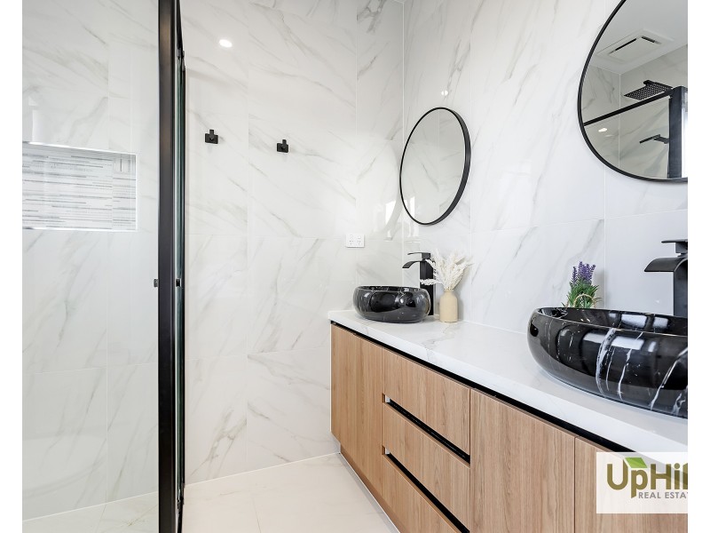 6  Kamet Street, Clyde VIC 3978