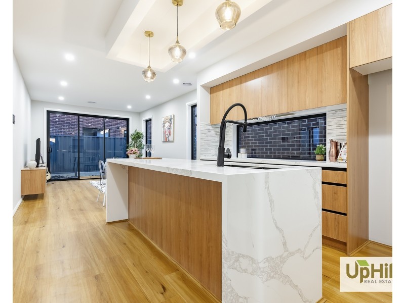 6  Kamet Street, Clyde VIC 3978