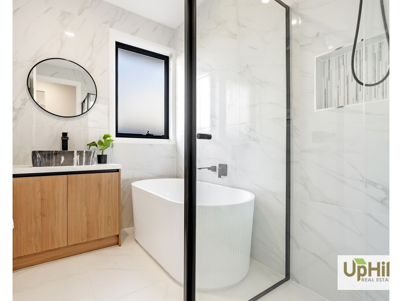 6  Kamet Street, Clyde VIC 3978