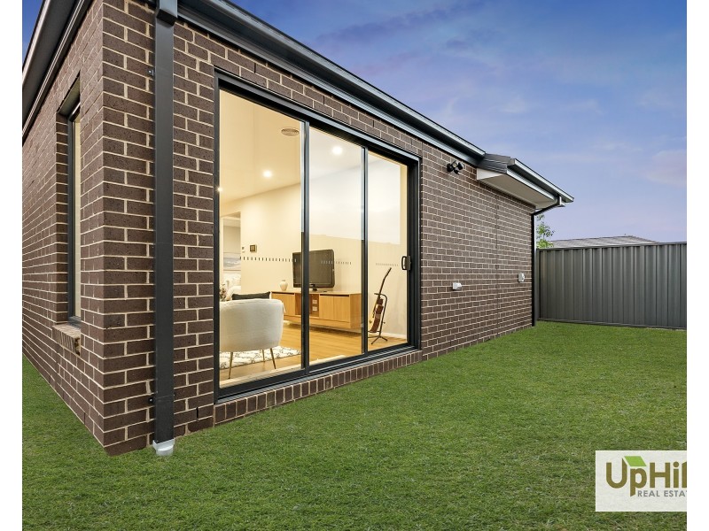 6  Kamet Street, Clyde VIC 3978