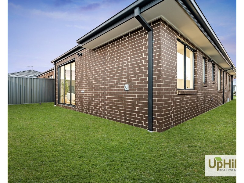 6  Kamet Street, Clyde VIC 3978