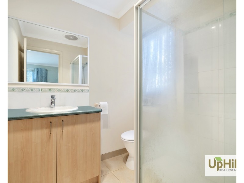 16 Burlington Chase, Hampton Park VIC 3976