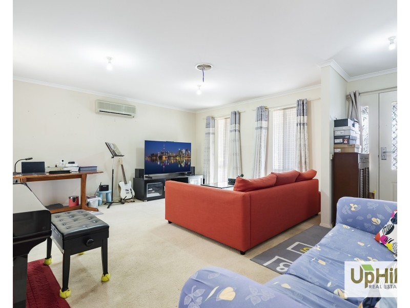 16 Burlington Chase, Hampton Park VIC 3976