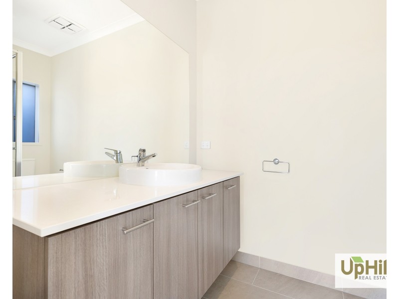 54 Pompei Street, Clyde VIC 3978