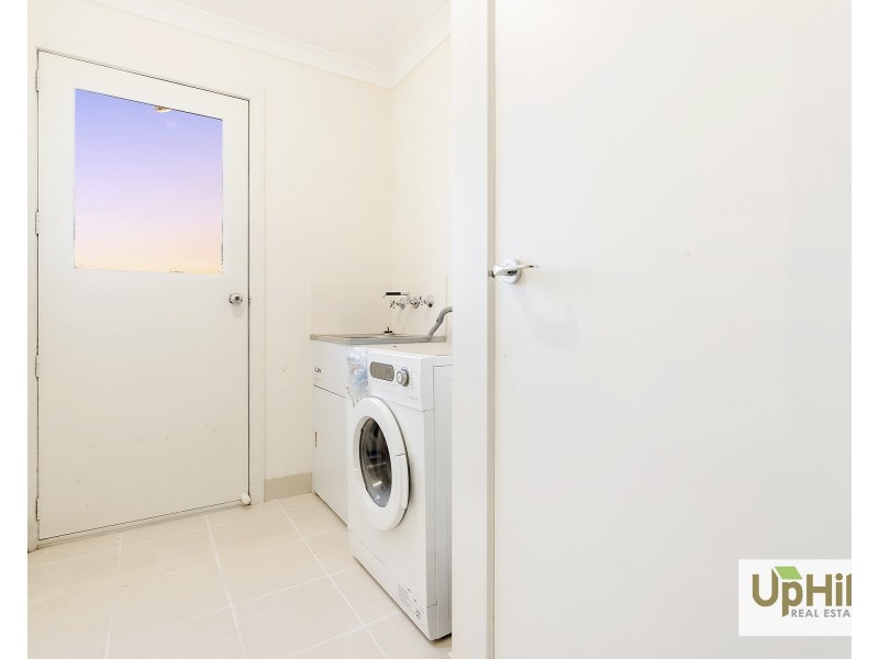 98 Blue Horizons Way, Pakenham VIC 3810