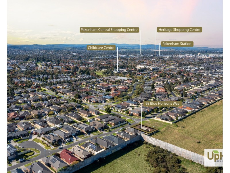98 Blue Horizons Way, Pakenham VIC 3810