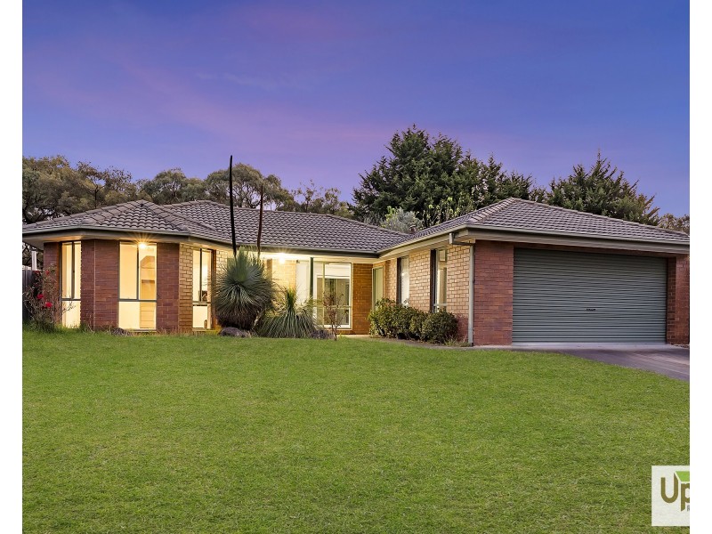 7 Tasman Court, Carrum Downs VIC 3201