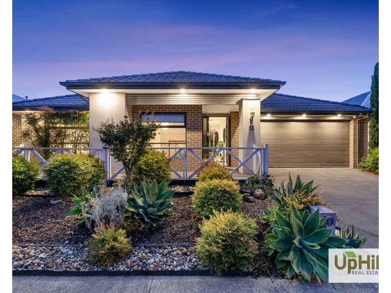 13 Bellario Circuit, Clyde North VIC 3978