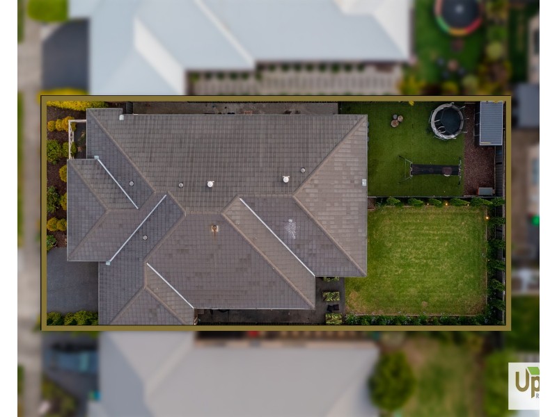 13 Bellario Circuit, Clyde North VIC 3978