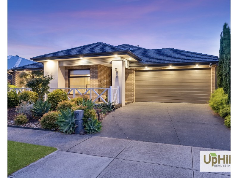 13 Bellario Circuit, Clyde North VIC 3978