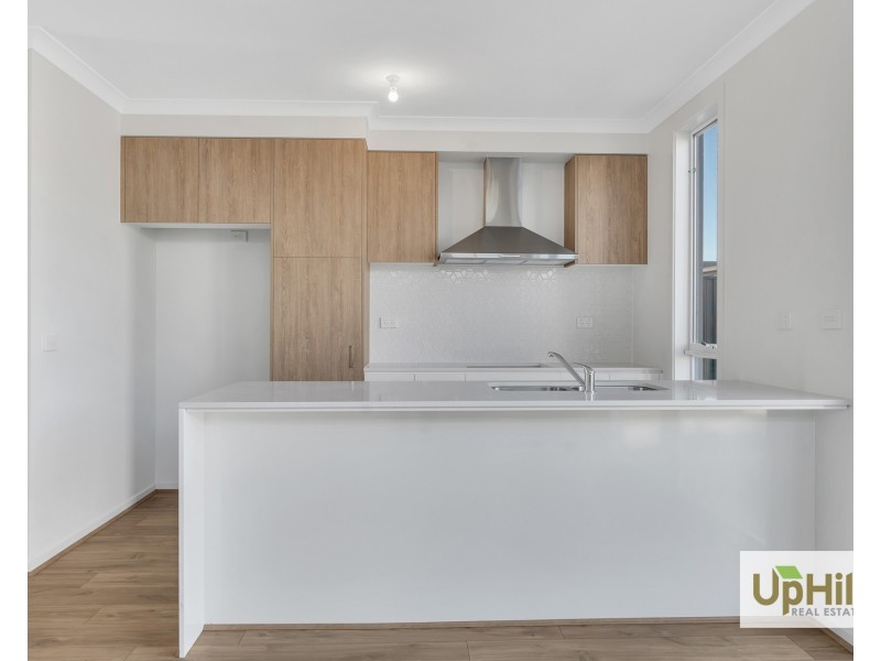 188 Carnival Boulevard, Berwick VIC 3806