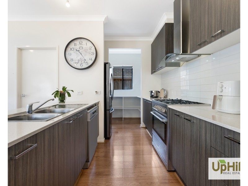 19 Tideswell Street, Clyde North VIC 3978