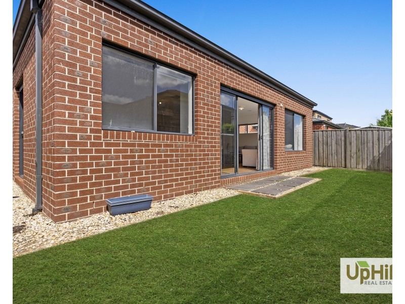 19 Tideswell Street, Clyde North VIC 3978