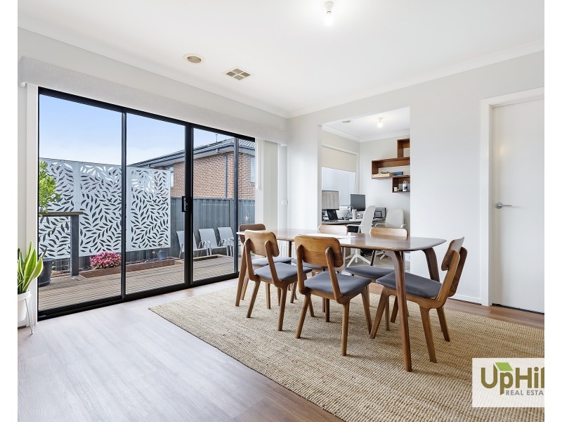 6 Mississippi Avenue, Clyde VIC 3978
