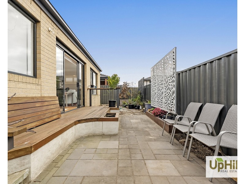 6 Mississippi Avenue, Clyde VIC 3978