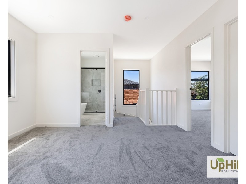 1/14 Summerlea Road, Narre Warren VIC 3805