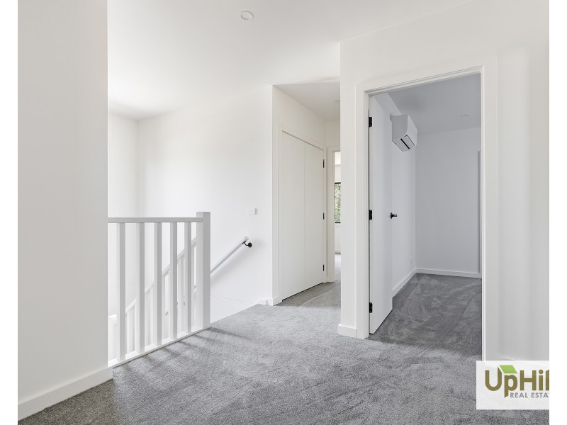 2/14 Summerlea Road, Narre Warren VIC 3805