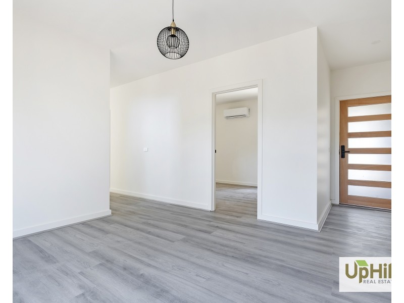 2/14 Summerlea Road, Narre Warren VIC 3805